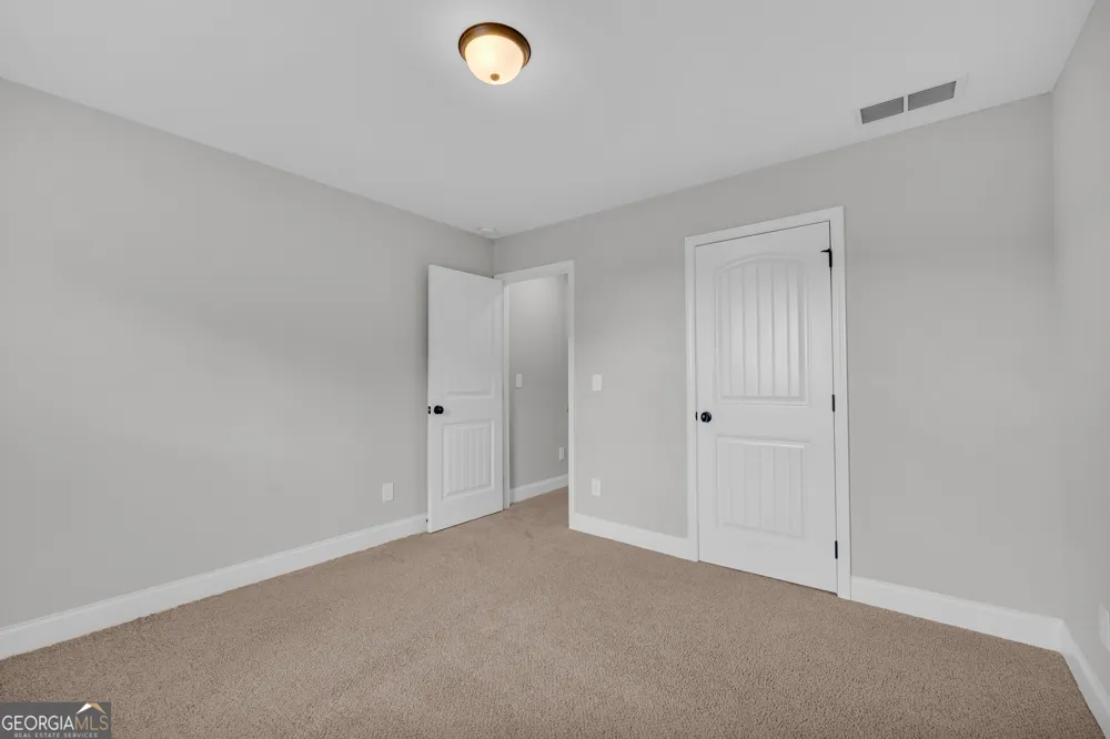 2832 Mount Hebron RD Hartwell, GA 30643