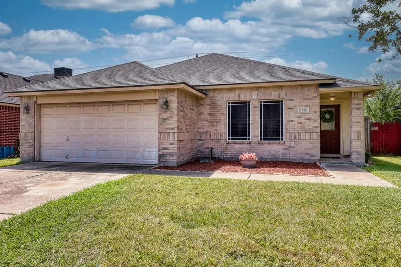 1126 Cupertino Street Portland, TX 78374