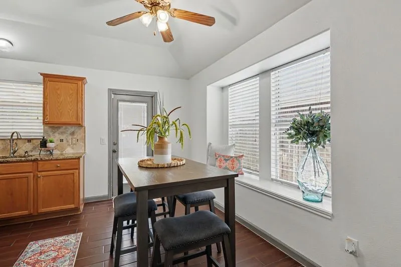 1126 Cupertino Street Portland, TX 78374