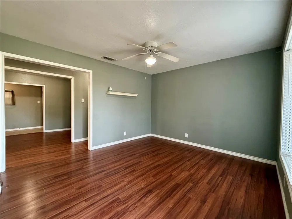 1130 E Ave A Avenue Kingsville, TX 78363