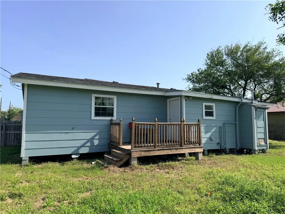 1130 E Ave A Avenue Kingsville, TX 78363