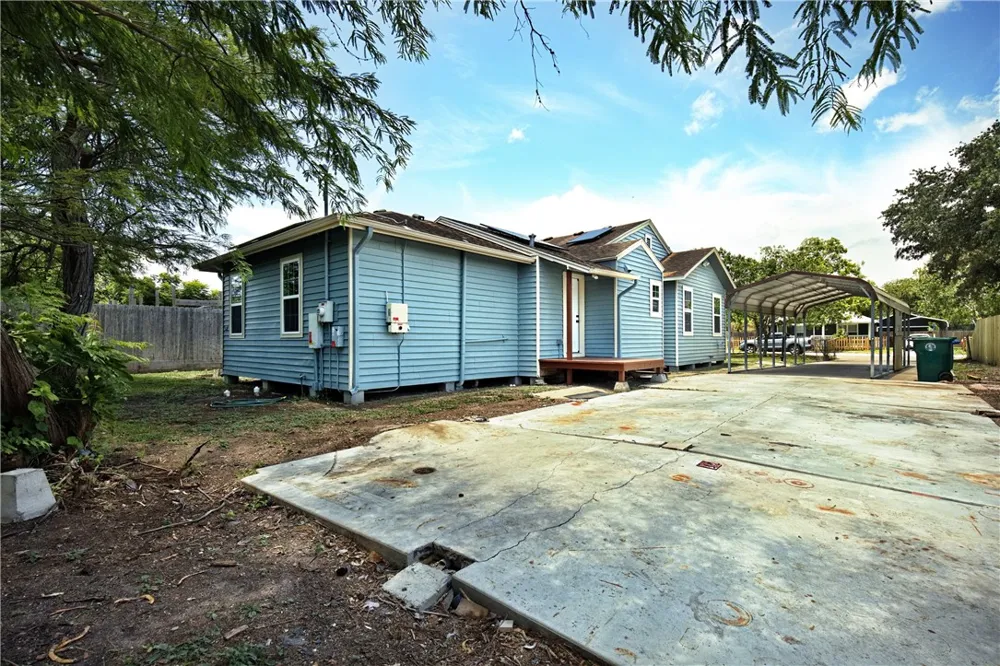 1182 Florida Avenue Corpus Christi, TX 78404