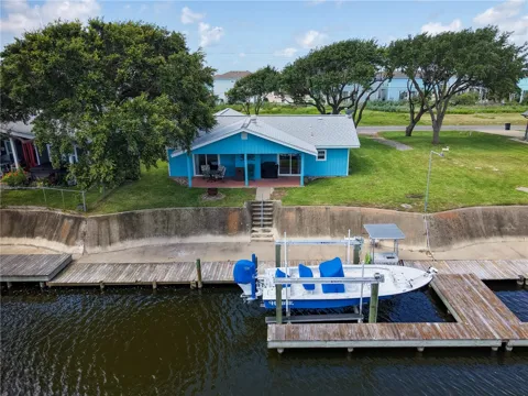 128 Palm Drive