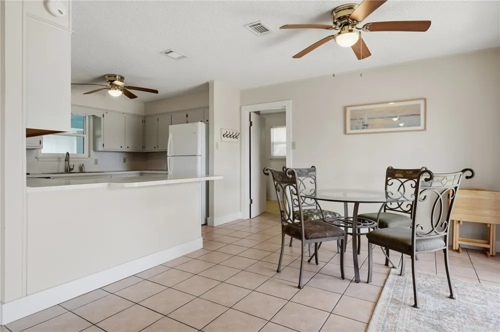 128 Palm Drive Rockport, TX 78382