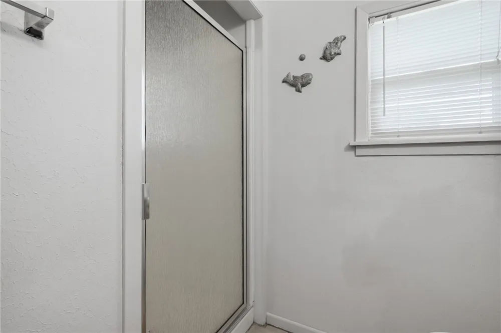 128 Palm Drive Rockport, TX 78382