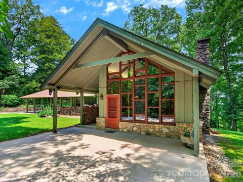 760 Glenn Bridge Road