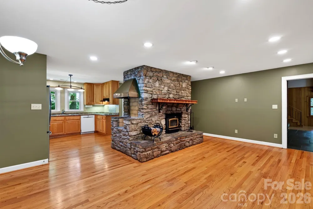 760 Glenn Bridge Road Arden, NC 28704