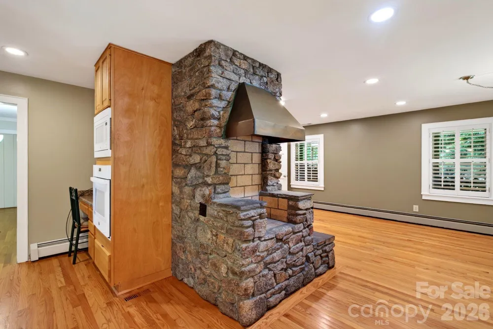 760 Glenn Bridge Road Arden, NC 28704
