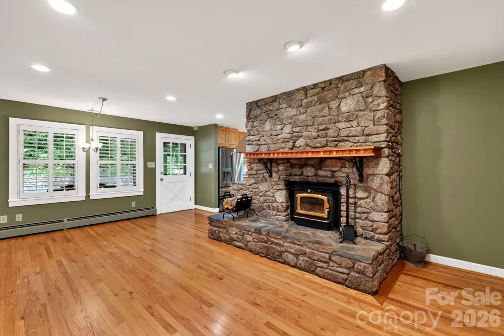 760 Glenn Bridge Road Arden, NC 28704