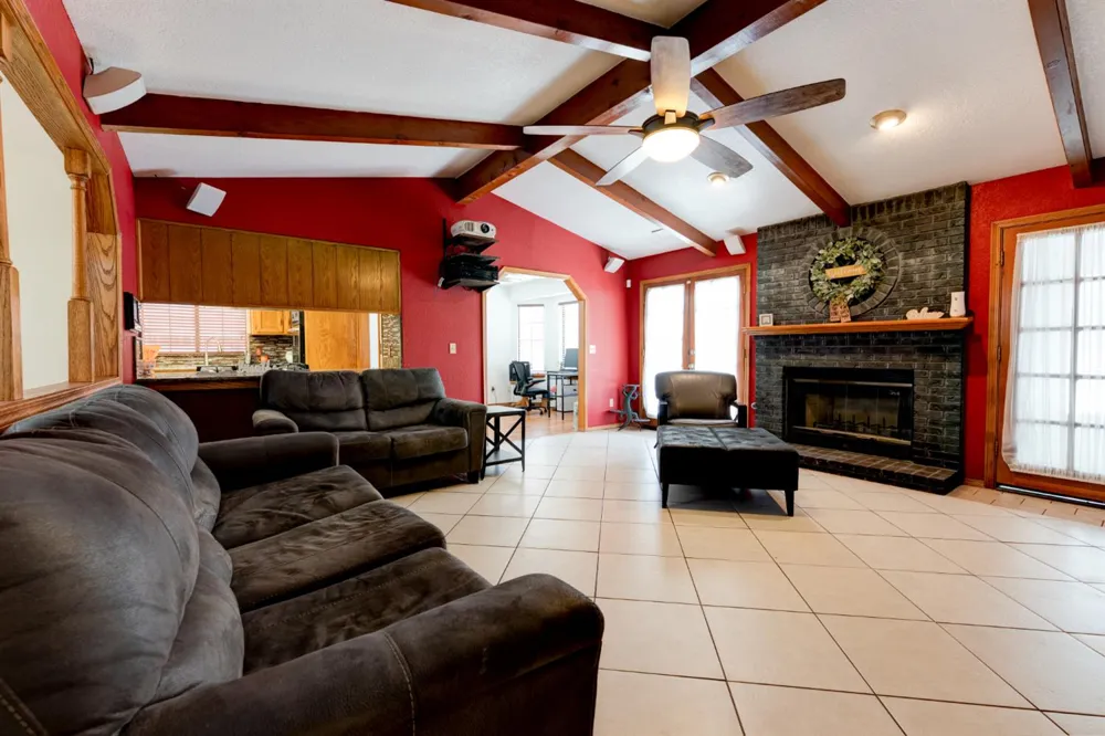 514 Balmoral Drive Porterville, CA 93257