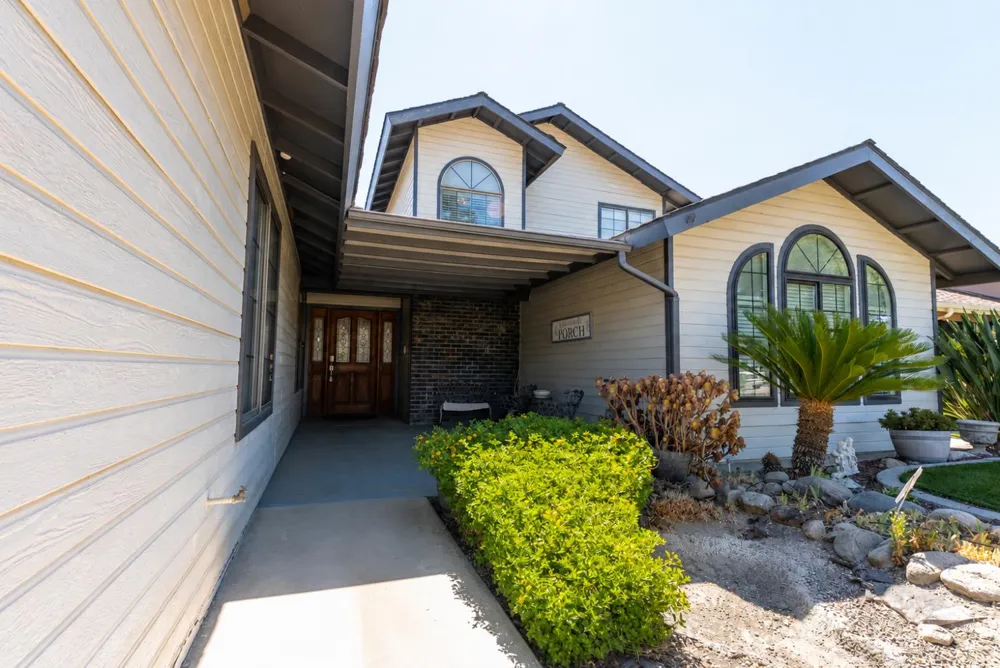 514 Balmoral Drive Porterville, CA 93257