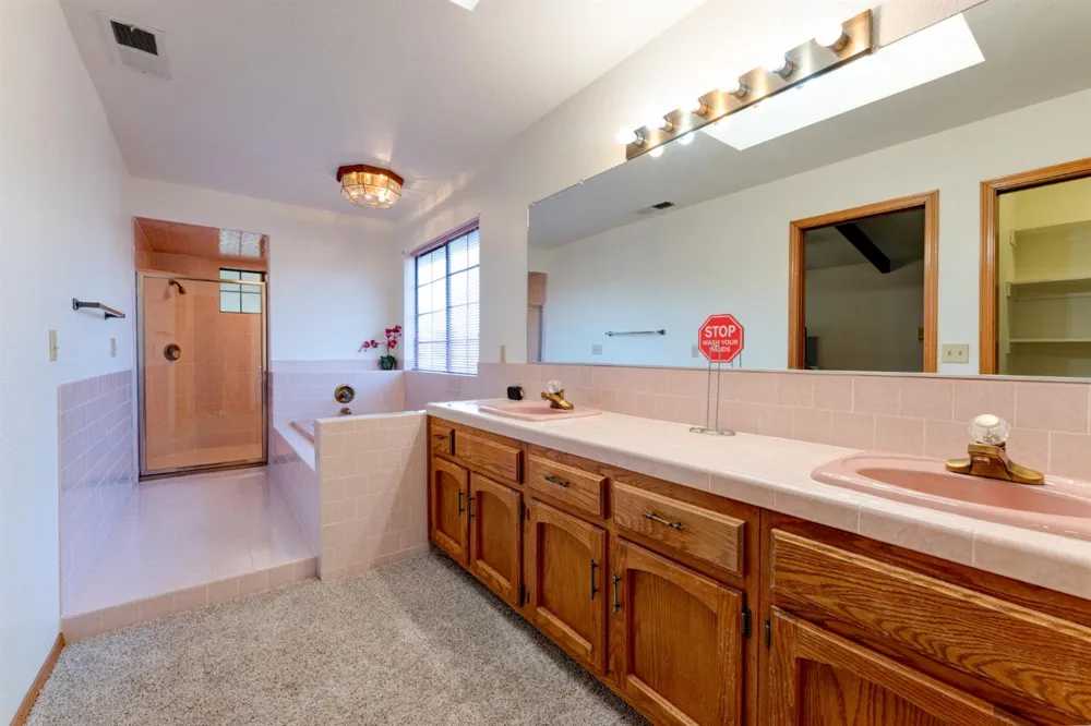 514 Balmoral Drive Porterville, CA 93257