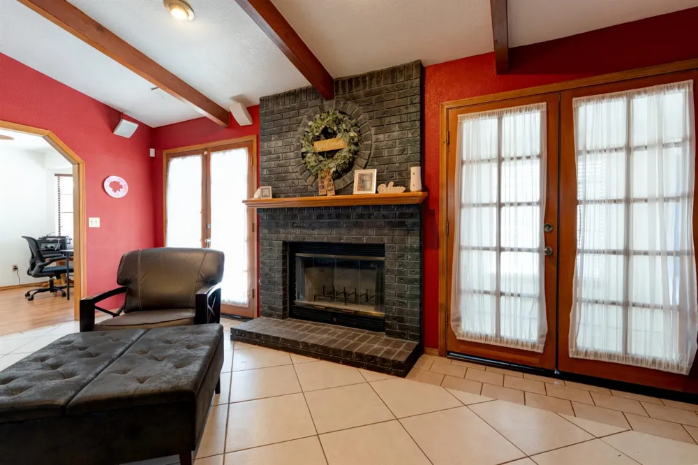 514 Balmoral Drive Porterville, CA 93257