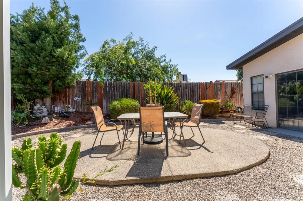 514 Balmoral Drive Porterville, CA 93257