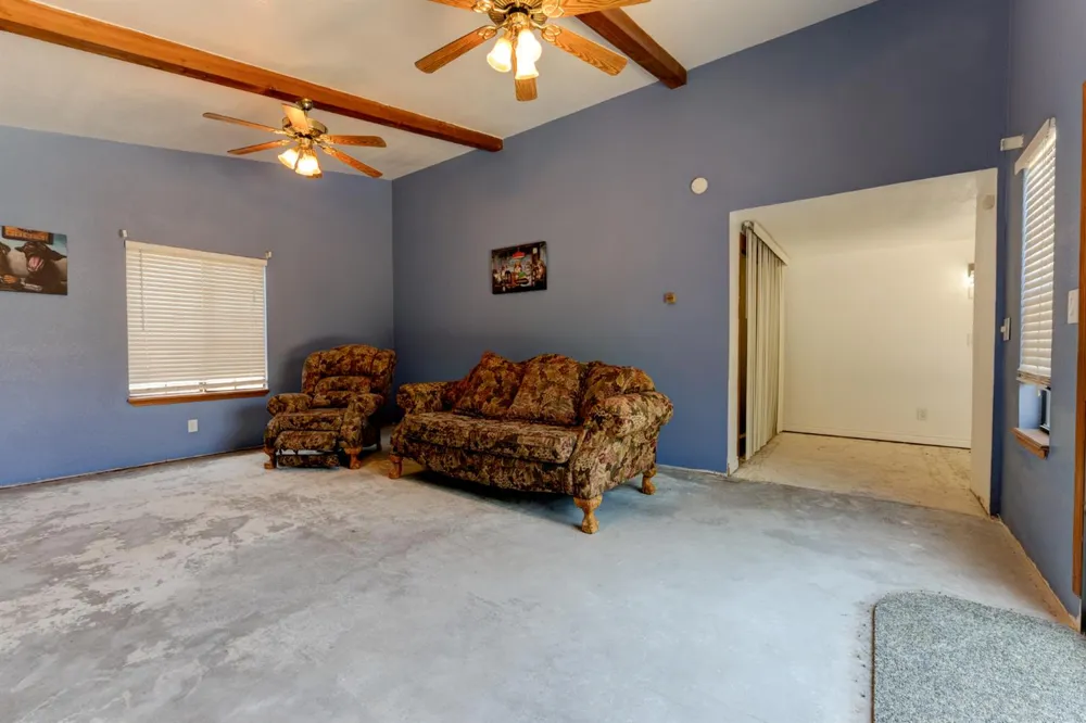 514 Balmoral Drive Porterville, CA 93257