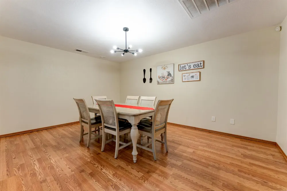 514 Balmoral Drive Porterville, CA 93257