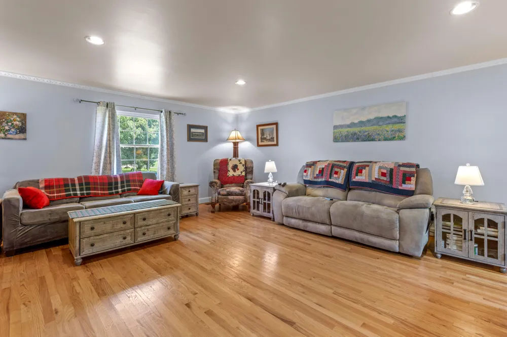 70 Cottage Lane Chickamauga, GA 30707