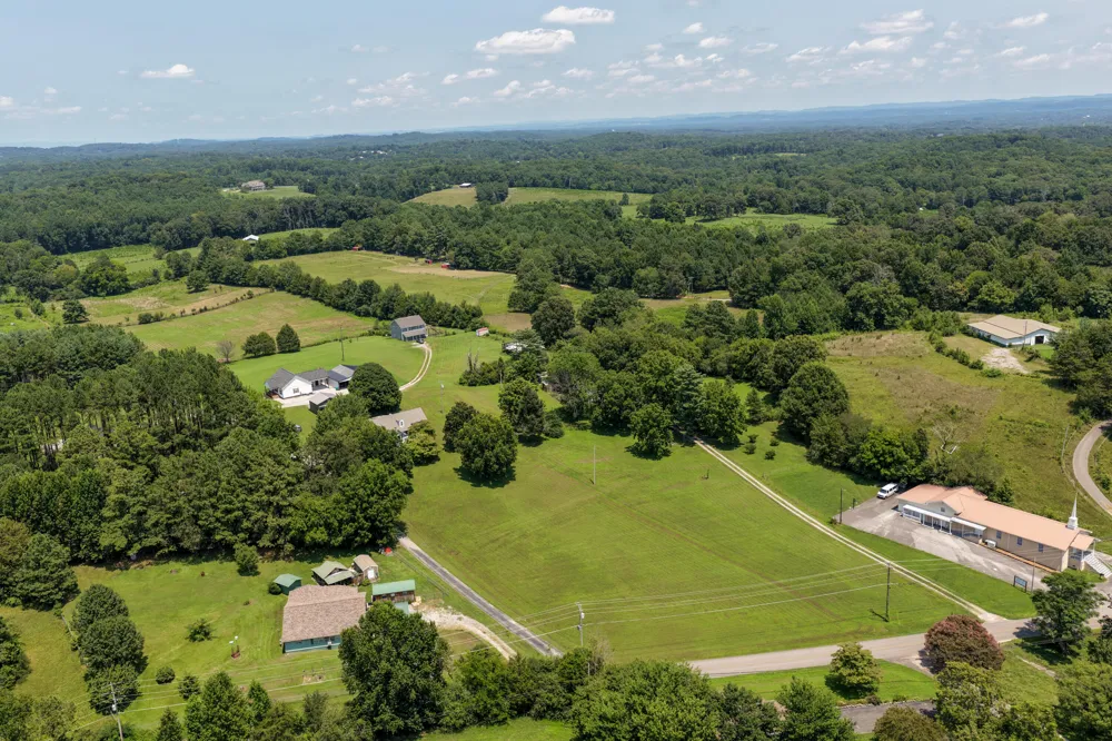70 Cottage Lane Chickamauga, GA 30707