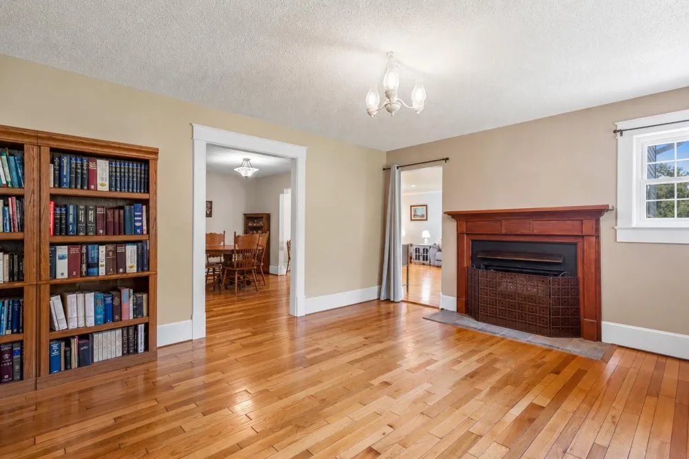 70 Cottage Lane Chickamauga, GA 30707