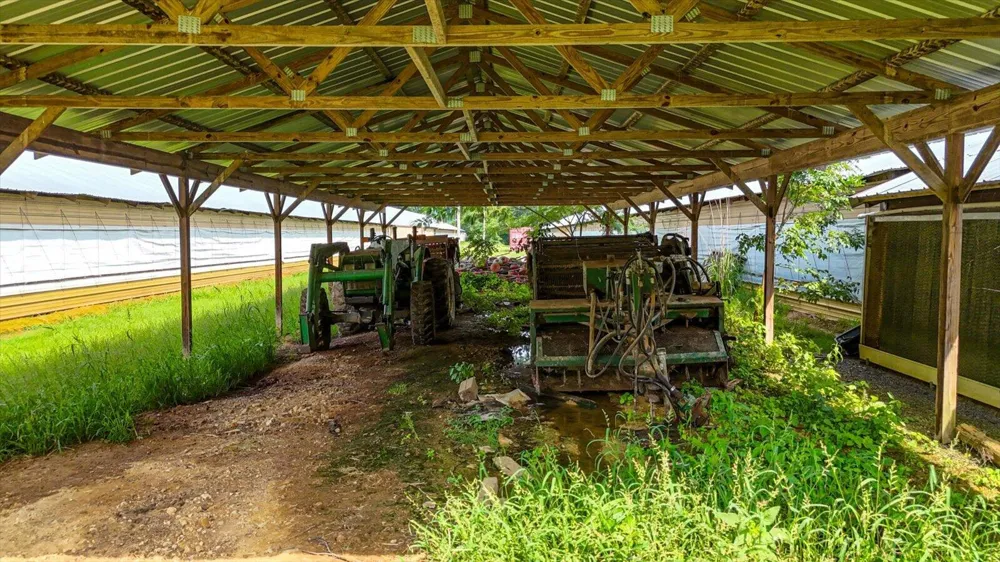 810 Ketner Cove Road Whitwell, TN 37397