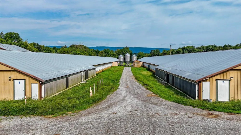 810 Ketner Cove Road Whitwell, TN 37397