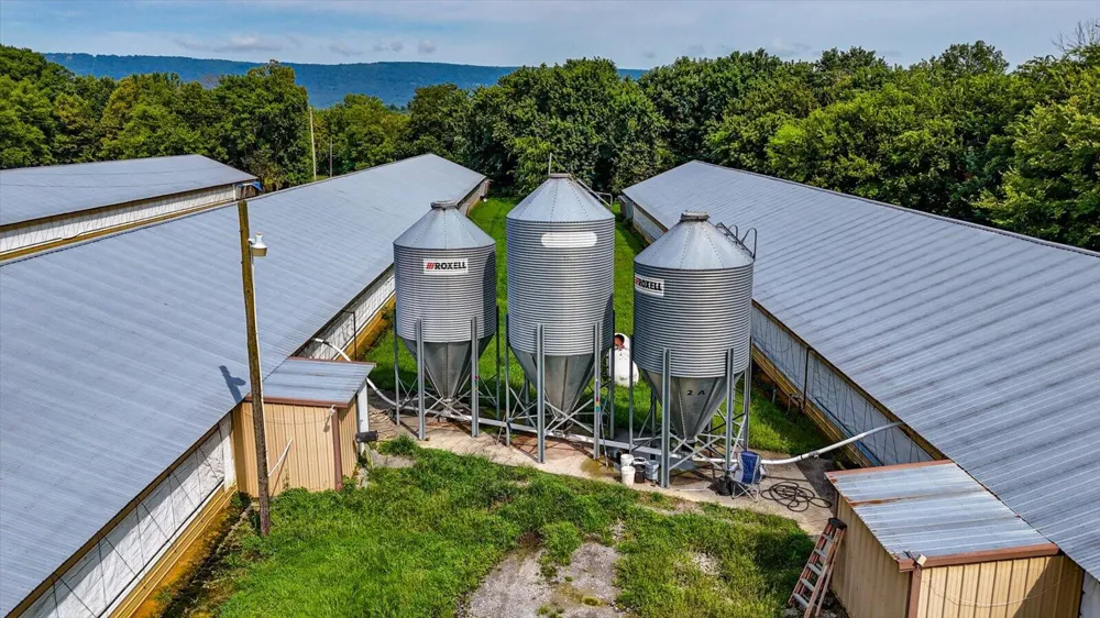 810 Ketner Cove Road Whitwell, TN 37397