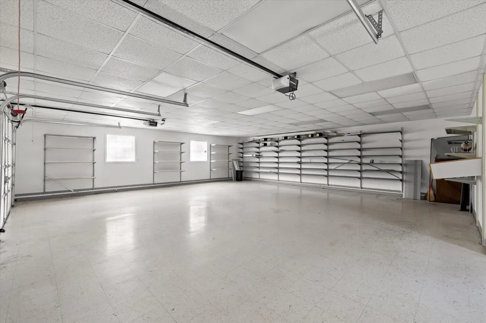 4329 Ga 301 Highway Trenton, GA 30752