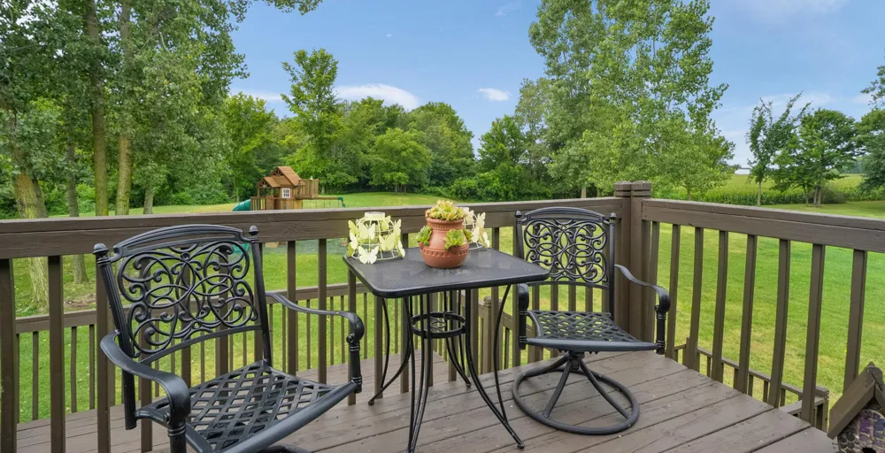 7115 Clinton Trail Clarksville, MI 48815