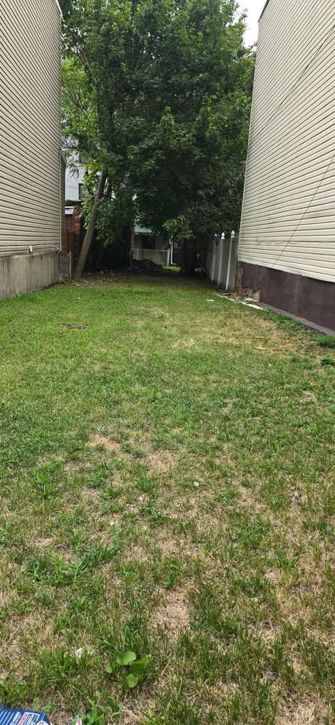 111 CLINTON AVE