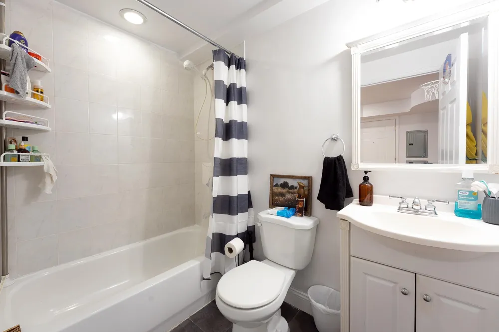 234 70TH ST Guttenberg, NJ 07093