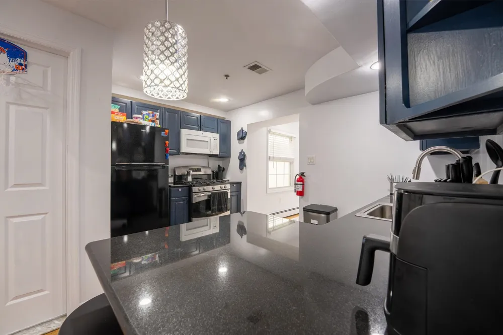 234 70TH ST Guttenberg, NJ 07093