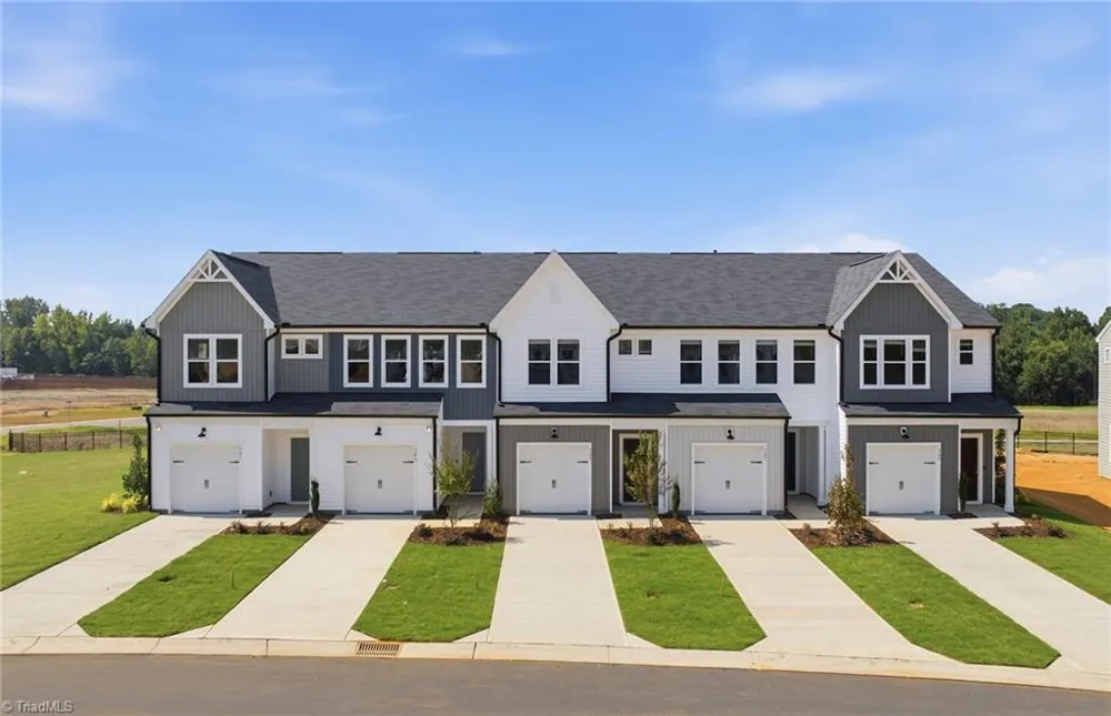 505 Prosecco Drive Thomasville, NC 27360