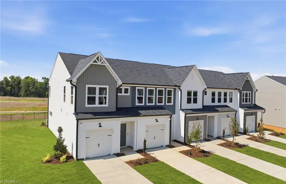 505 Prosecco Drive Thomasville, NC 27360