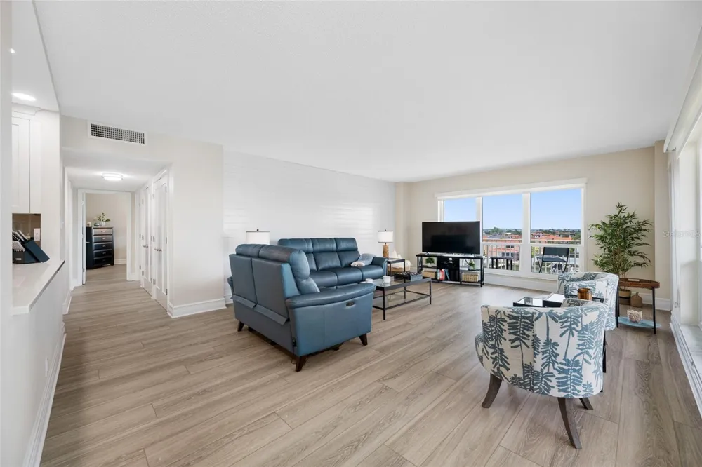 1621 GULF BOULEVARD #501 Clearwater Beach, FL 33767