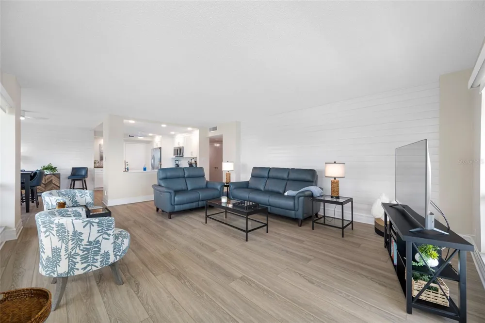 1621 GULF BOULEVARD #501 Clearwater Beach, FL 33767