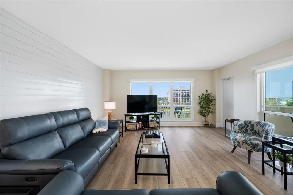 1621 GULF BOULEVARD #501 Clearwater Beach, FL 33767