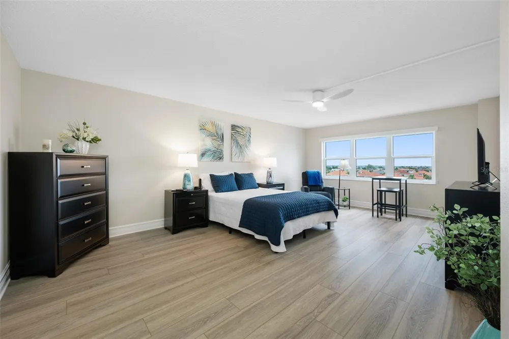 1621 GULF BOULEVARD #501 Clearwater Beach, FL 33767