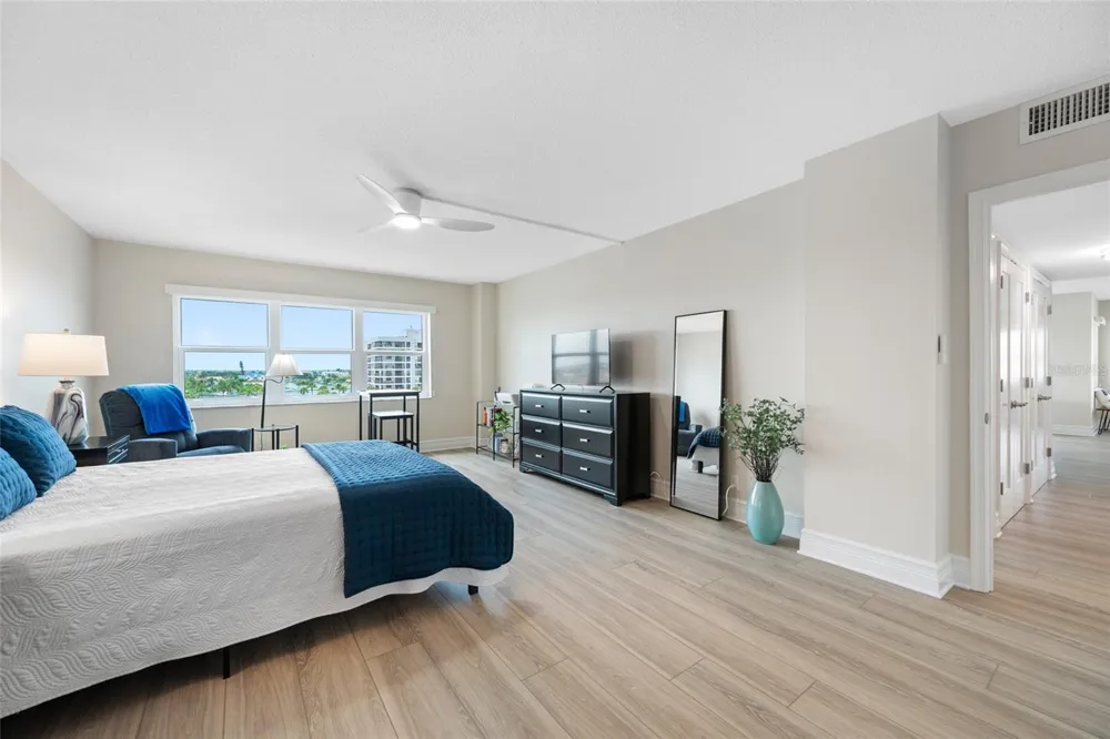 1621 GULF BOULEVARD #501 Clearwater Beach, FL 33767