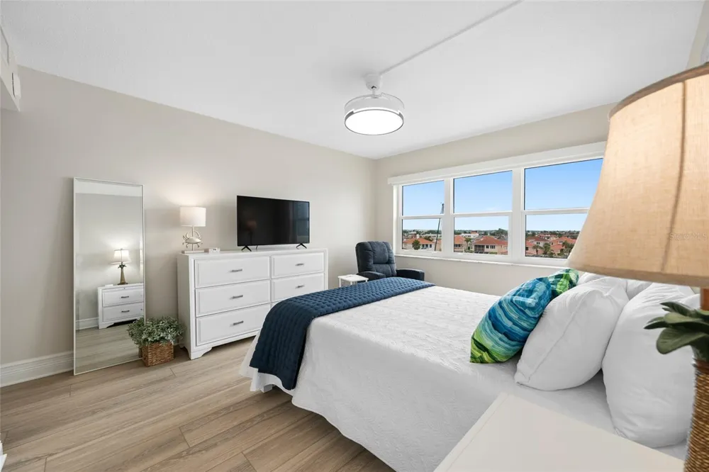 1621 GULF BOULEVARD #501 Clearwater Beach, FL 33767