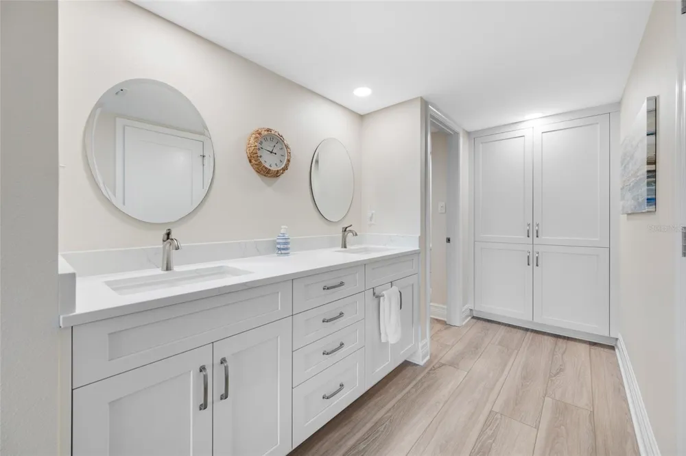 1621 GULF BOULEVARD #501 Clearwater Beach, FL 33767