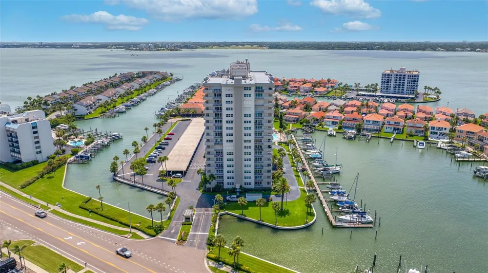 1621 GULF BOULEVARD #501 Clearwater Beach, FL 33767