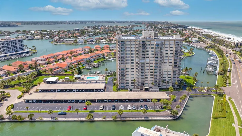 1621 GULF BOULEVARD #501 Clearwater Beach, FL 33767