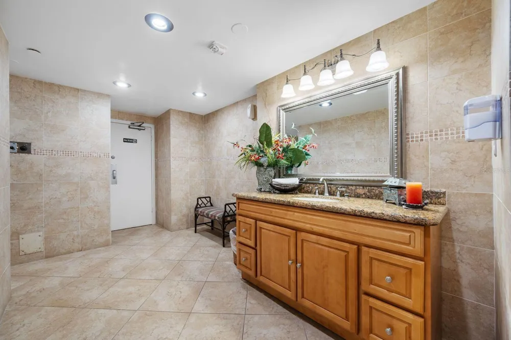 1621 GULF BOULEVARD #501 Clearwater Beach, FL 33767