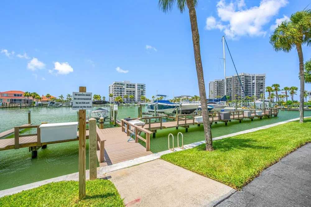 1621 GULF BOULEVARD #501 Clearwater Beach, FL 33767