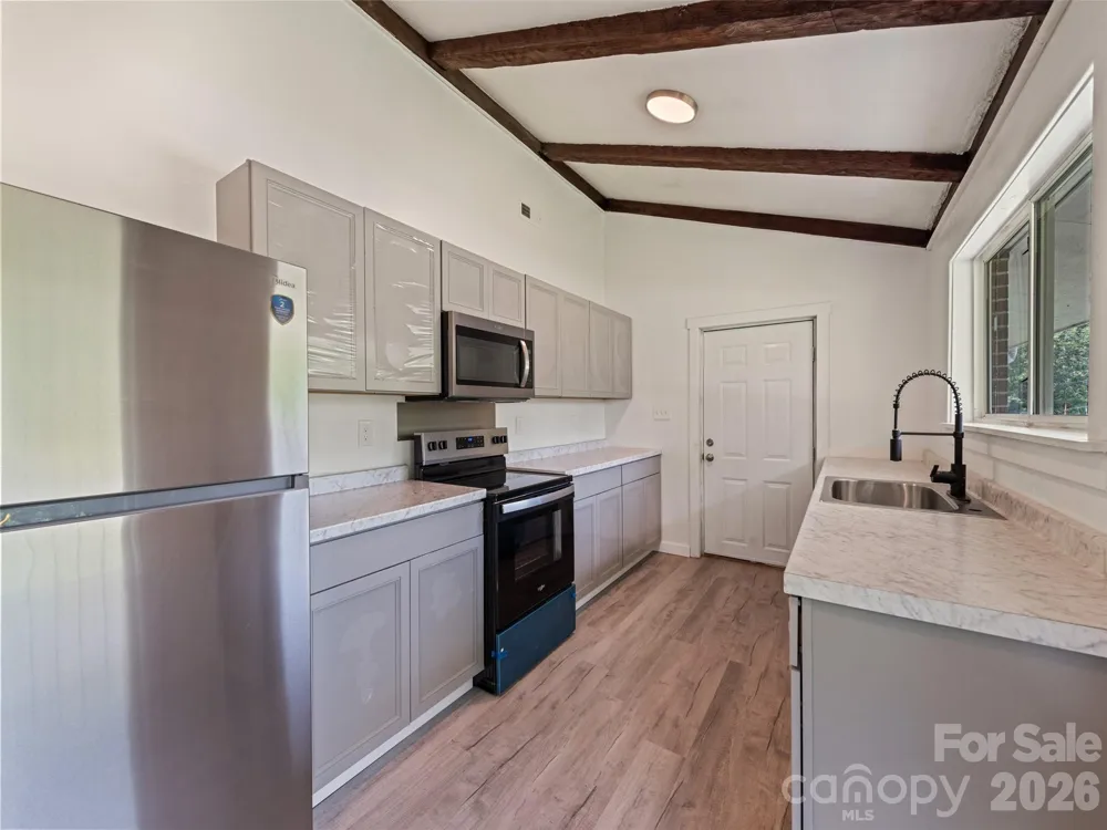 70 Levi Street Clyde, NC 28721