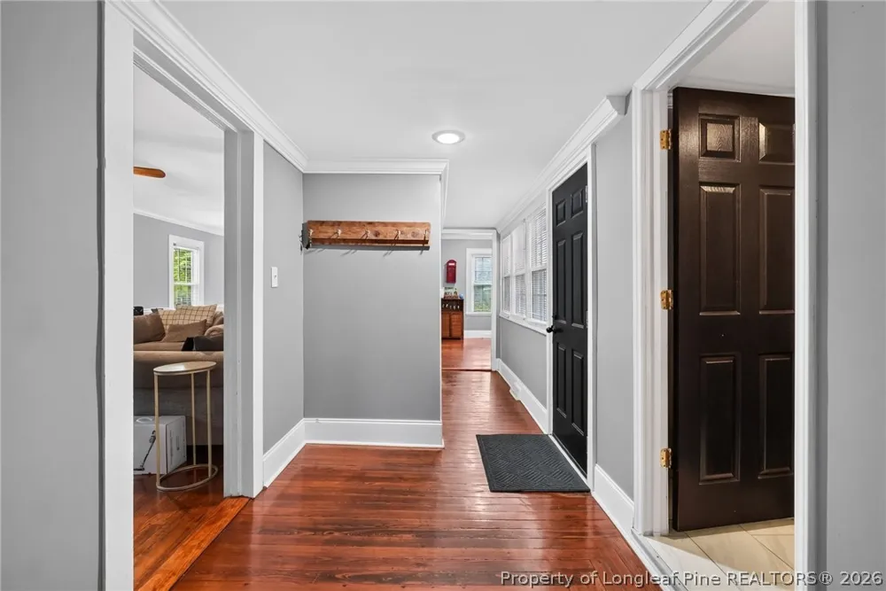 423 E Edinborough Avenue Raeford, NC 28376