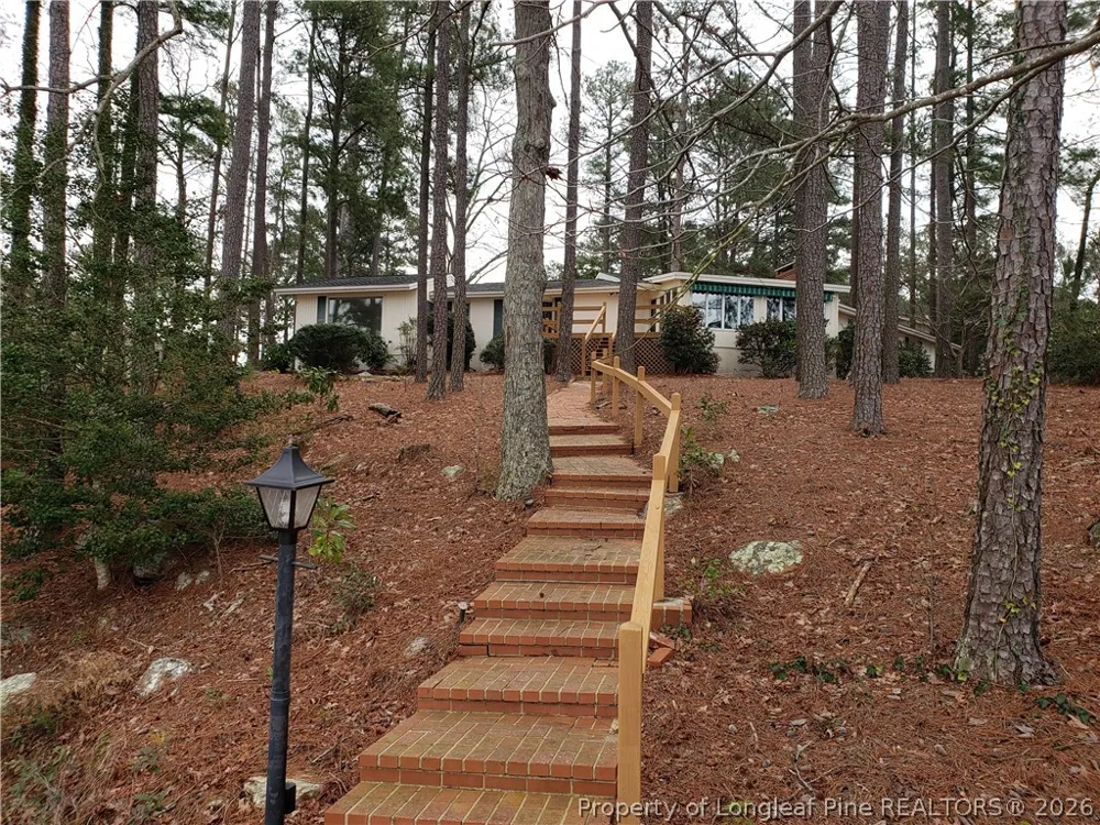 9 Dixie Drive Whispering Pines, NC 28327