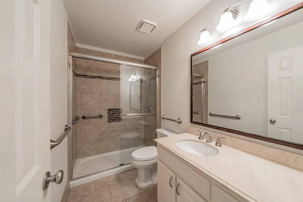 1057 Oak Valley Court Keller, TX 76248