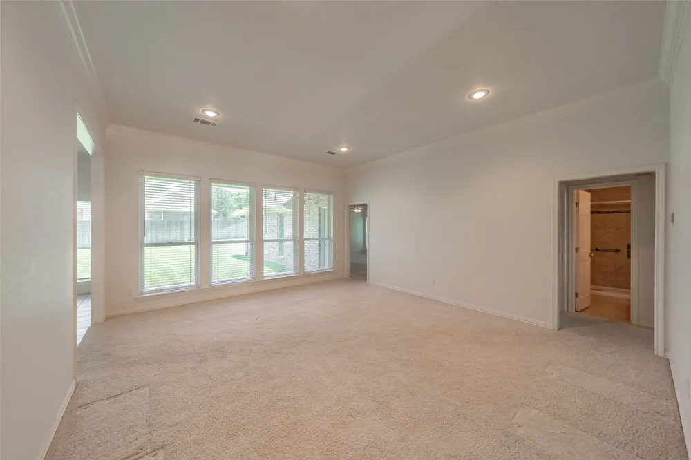 1057 Oak Valley Court Keller, TX 76248