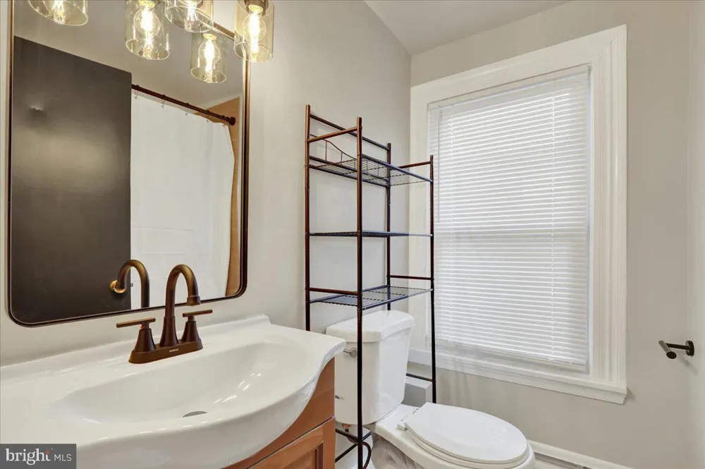 623 BAY STREET Lancaster, PA 17603